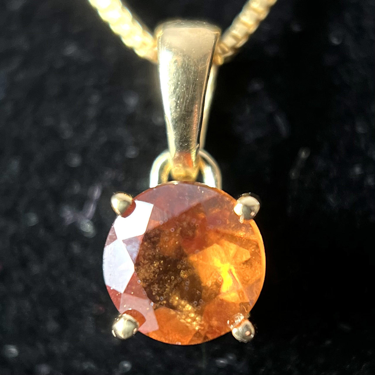 HESSONITE GARNET 18K VERMEIL GOLD 6X6 CIRCLE PENDANT