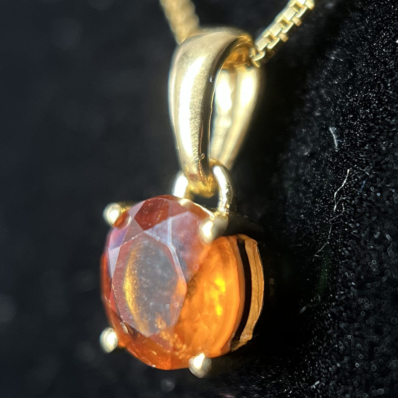 HESSONITE GARNET 18K VERMEIL GOLD 6X6 CIRCLE PENDANT