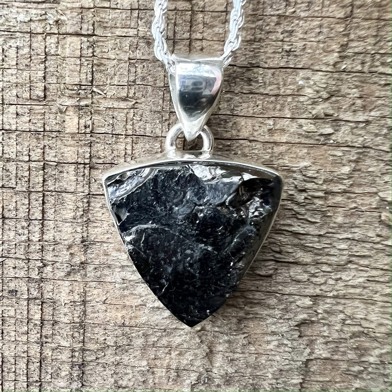 SHUNGITE PENDANT STERLING SILVER