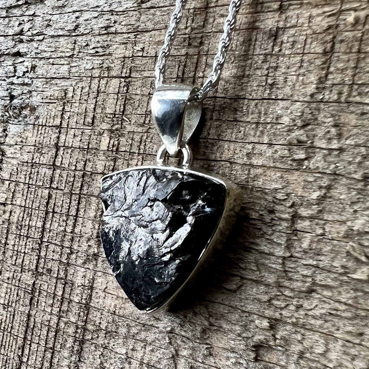 SHUNGITE PENDANT STERLING SILVER