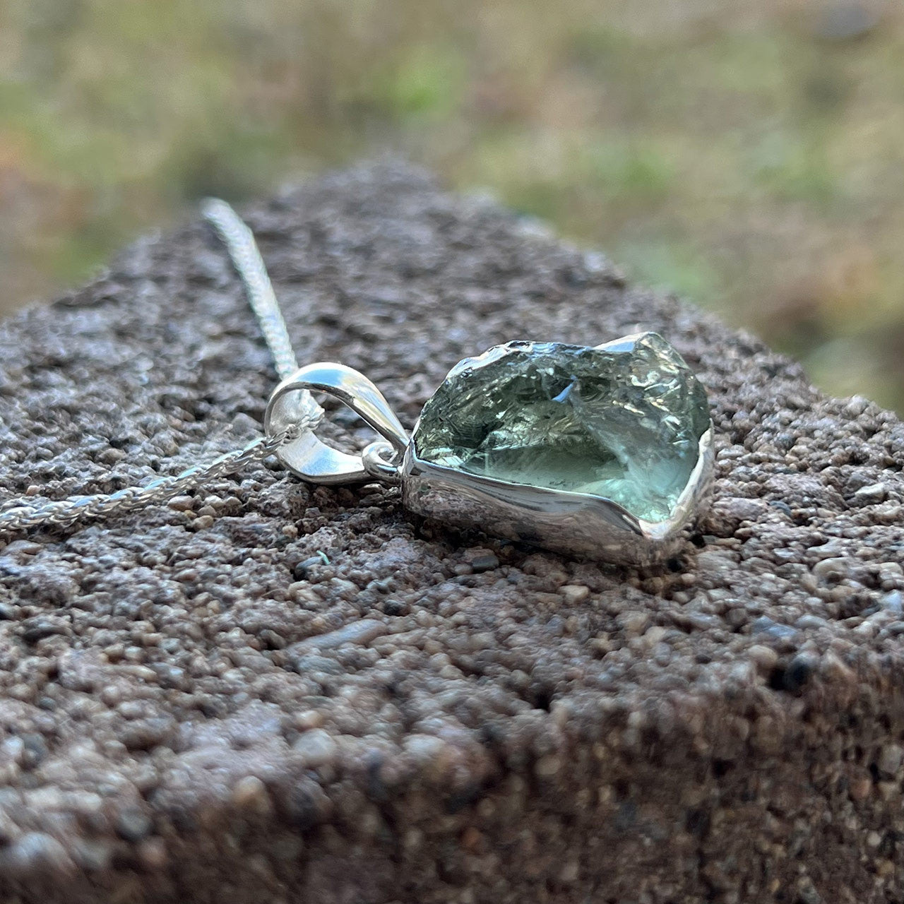 GREEN AMETHYST PENDANT