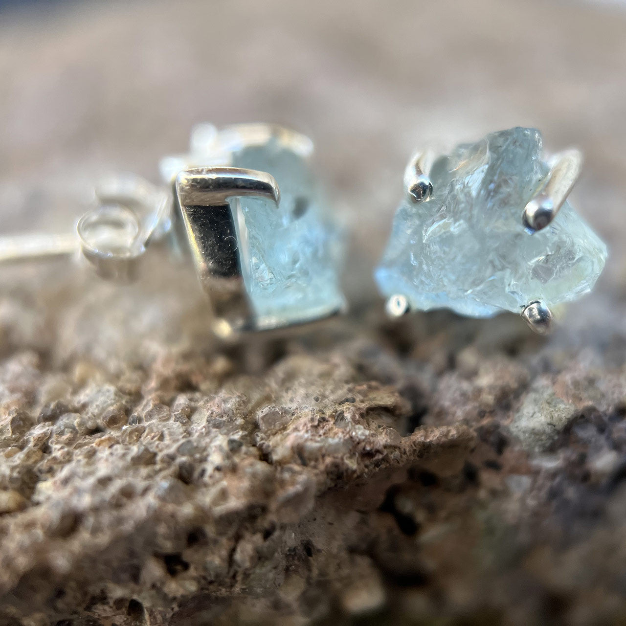 AQUAMARINE STUD