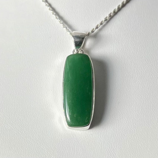 GREEN AVENTURINE PENDANT STERLING SILVER