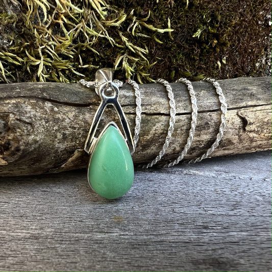 CHRYSOPRASE WISHBONE PENDANT STERLING SILVER