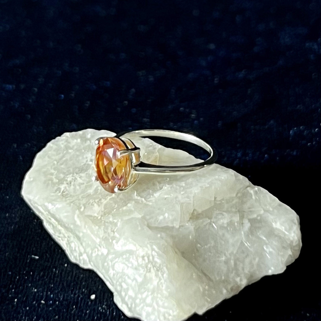 AZOTIC TOPAZ RING