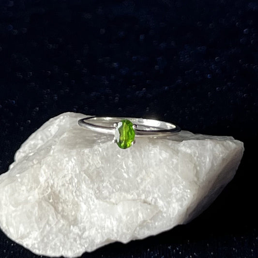 CHROME DIOPSIDE RING
