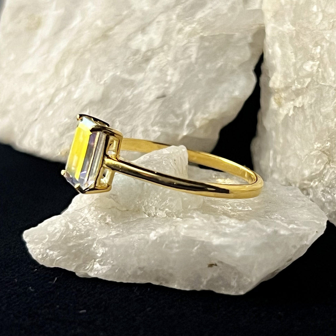 MERCURY MYSTIC TOPAZ RING VERMEIL YELLOW GOLD