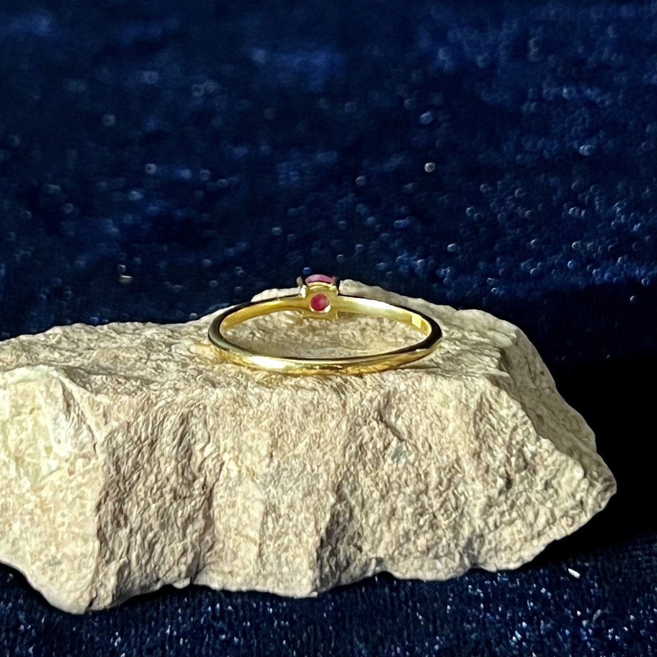 NATURAL RUBY RING VERMEIL YELLOW GOLD