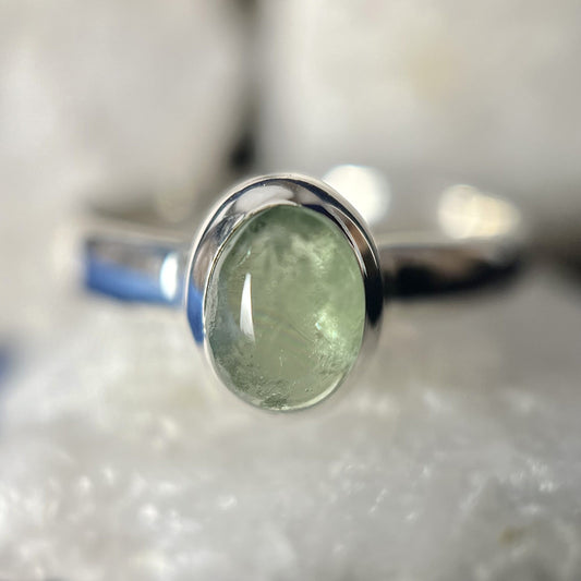 GREEN KYANITE RING SIZE STERLING SILVER