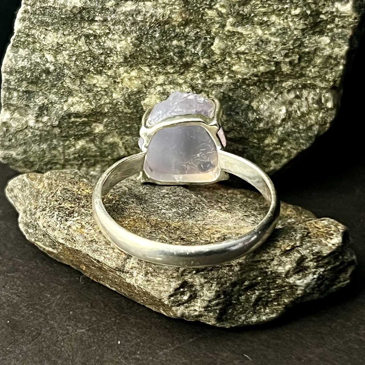 LAVENDER QUARTZ RING