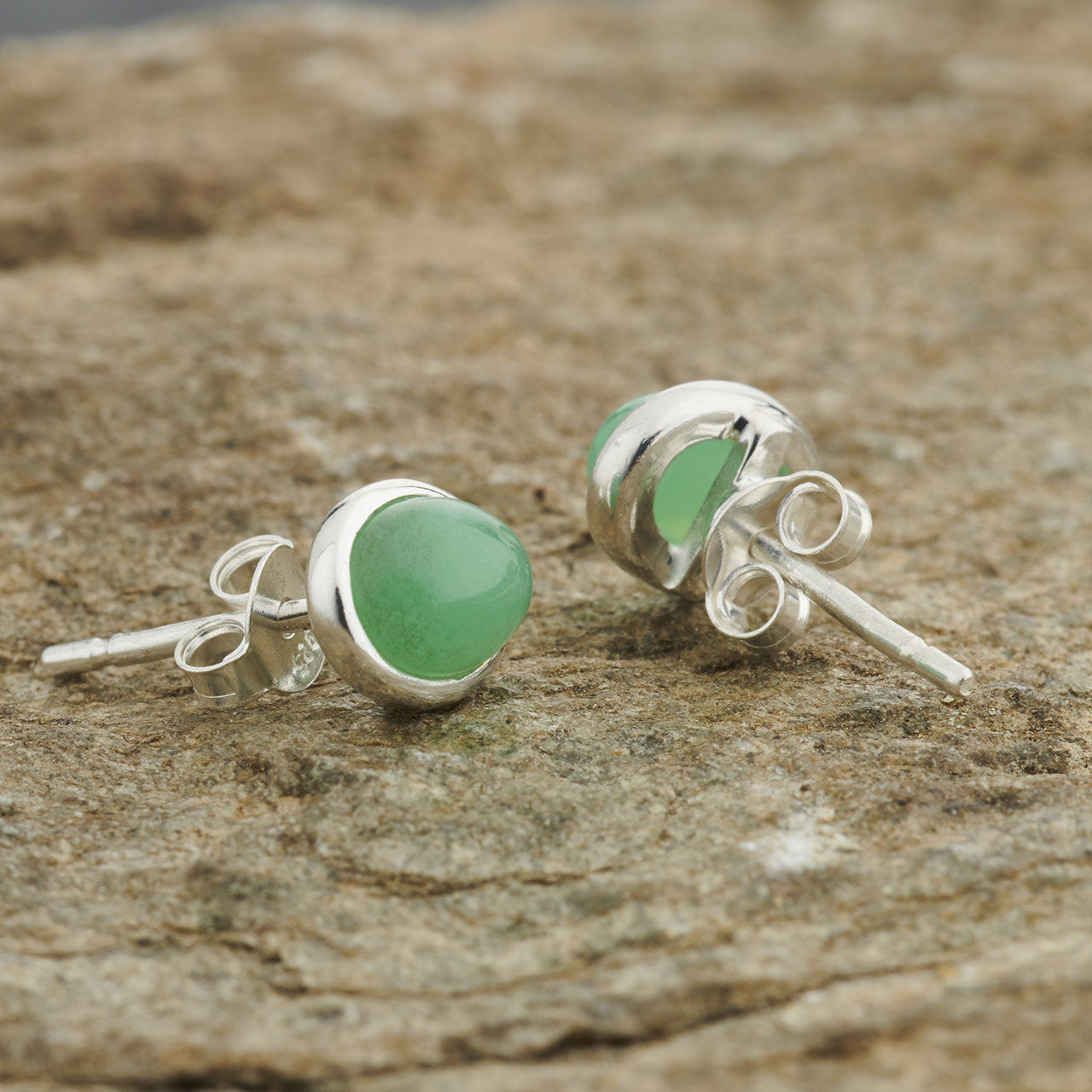 CHRYSOPRASE STUD STERLING SILVER