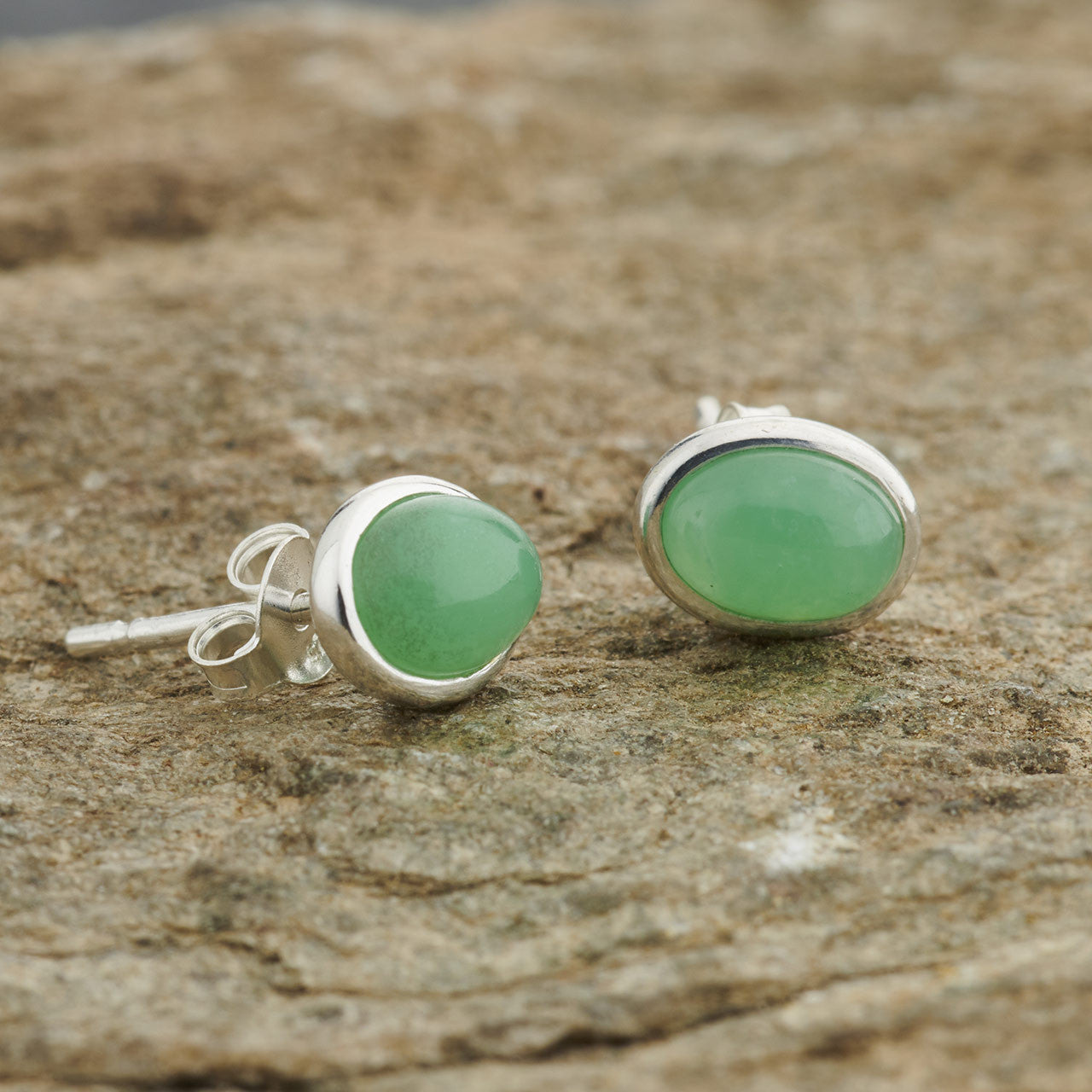 CHRYSOPRASE STUD STERLING SILVER