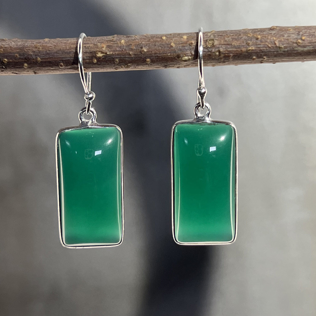 GREEN ONYX EARRING STERLING SILVER