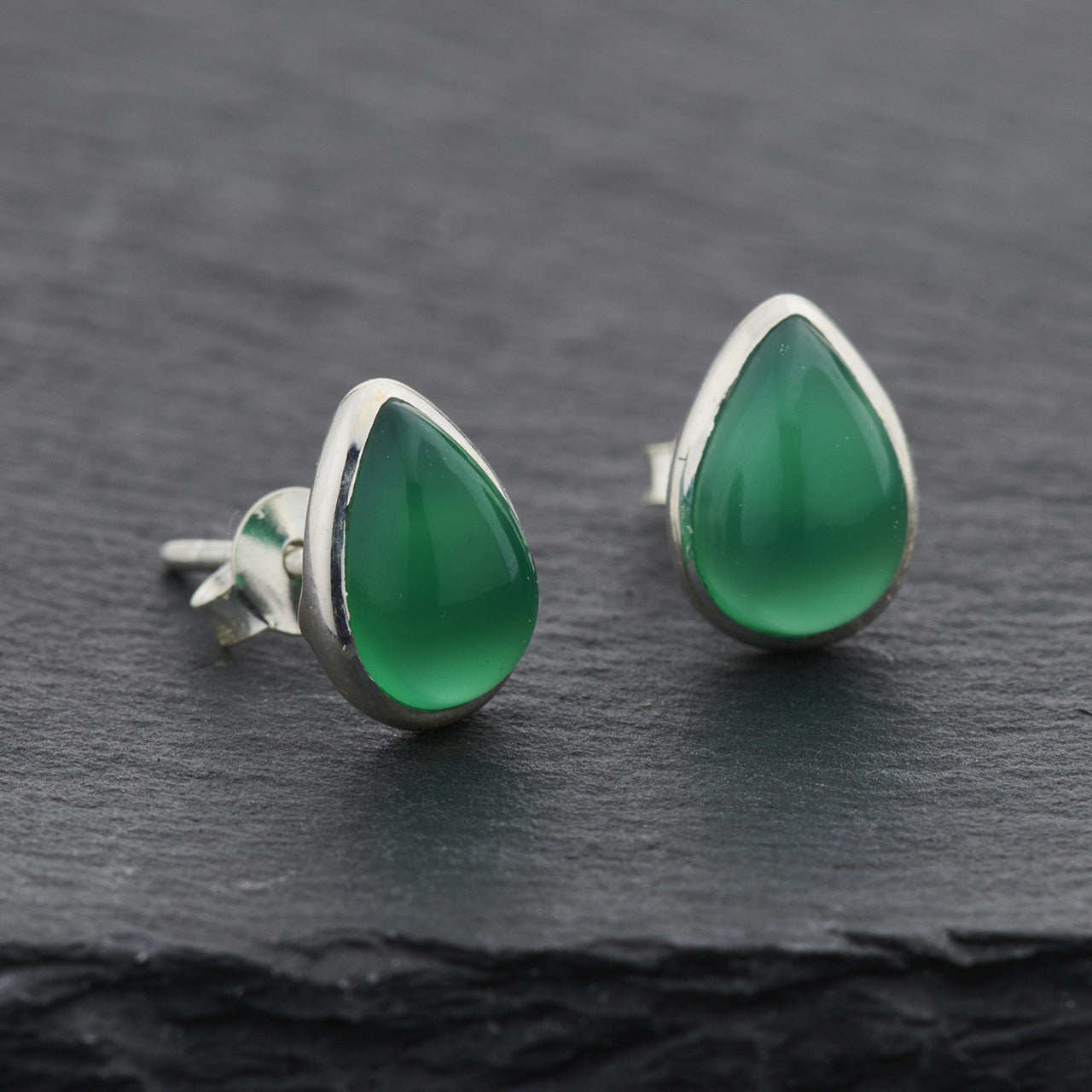 GREEN ONYX EARRINGS STERLING SILVER STUD