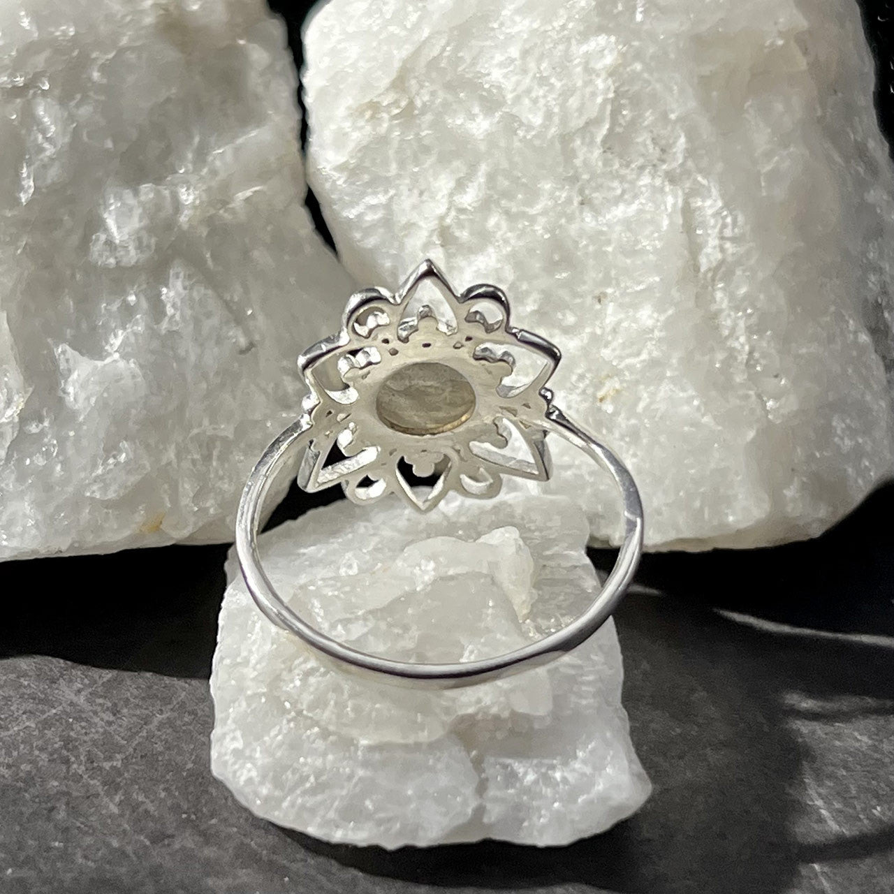 Labradorite Ring Lotus 1