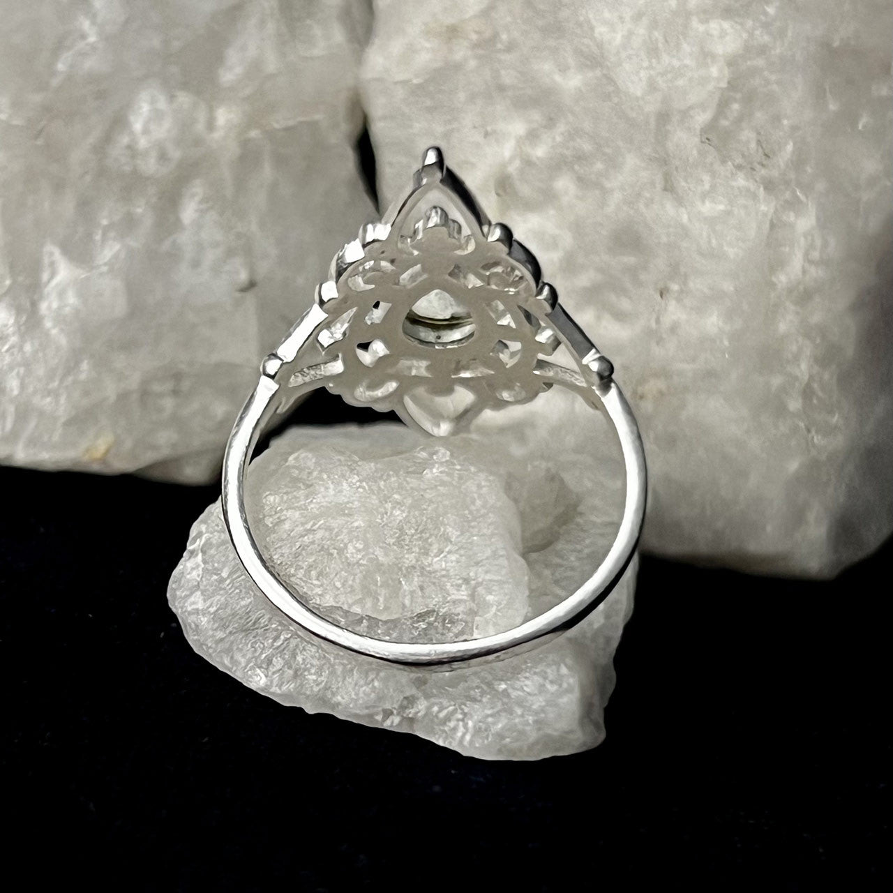 AQUAMARINE STERLING SILVER RING POINTY LOTUS